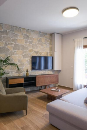 In Heart of Old Town Saint Rocco's Chic Apt